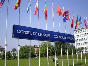 Una nuova Raccomandazione del Comitato dei Ministri del Consiglio d’Europa a tutela dei diritti dei figli delle persone detenute Una nuova Raccomandazione del Comitato dei Ministri del Consiglio d’Europa a tutela dei diritti dei figli delle persone detenute