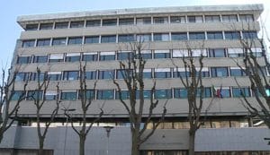 Sulla (ir)retroattività delle modifiche apportate dalla Spazzacorrotti alle modalità di esecuzione della pena Sulla (ir)retroattività delle modifiche apportate dalla Spazzacorrotti alle modalità di esecuzione della pena