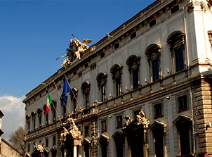 Mandato d’arresto europeo e rispetto dei diritti fondamentali della persona interessata: depositate due sentenze della Corte Costituzionale (177/2023 e 178/2023) www.cortecostituzionale.it