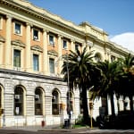Non integra il delitto di stalking la minaccia che, seppur reiterata, non abbia carattere persecutorio (Corte App. Salerno, 27/11/2015)