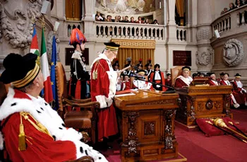 La rinnovazione in appello dell’istruttoria dibattimentale. Le Sezioni Unite compongono un terzo contrasto e aprono qualche spiraglio verso la certezza del diritto processuale Sezioni Unite