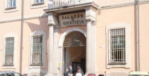 Covid19: gravi pluripatologie che mettono a rischio la vita non bastano per la detenzione domiciliare Covid19: gravi pluripatologie che mettono a rischio la vita non bastano per la detenzione domiciliare