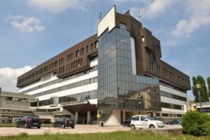 Legittima la costituzione di parte civile dei risparmiatori per l’ostacolo alle funzioni di vigilanza e per il falso in prospetto Legittima la costituzione di parte civile dei risparmiatori per l’ostacolo alle funzioni di vigilanza e per il falso in prospetto
