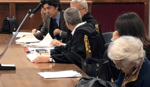 La dipendenza da trattamenti di sostegno vitale nelle procedure di suicidio medicalmente assistito: ridescrizione o interpretatio abrogans? Note a margine della sentenza di assoluzione di Marco Cappato e Mina Welby nel caso Trentini. La dipendenza da trattamenti di sostegno vitale nelle procedure di suicidio medicalmente assistito: ridescrizione o interpretatio abrogans? Note a margine della sentenza di assoluzione di Marco Cappato e Mina Welby nel caso Trentini.