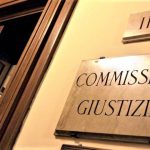 Recepimento della direttiva (UE) 2018/1673 sulla lotta al riciclaggio mediante il diritto penale: il testo del parere approvato dalla Commissione Giustizia