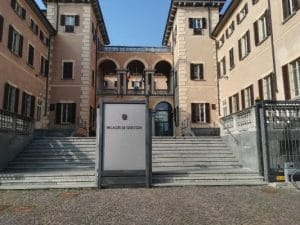 Una sentenza del Tribunale di Novara in tema di ne bis in idem e reati alimentari Una sentenza del Tribunale di Novara in tema di ne bis in idem e reati alimentari
